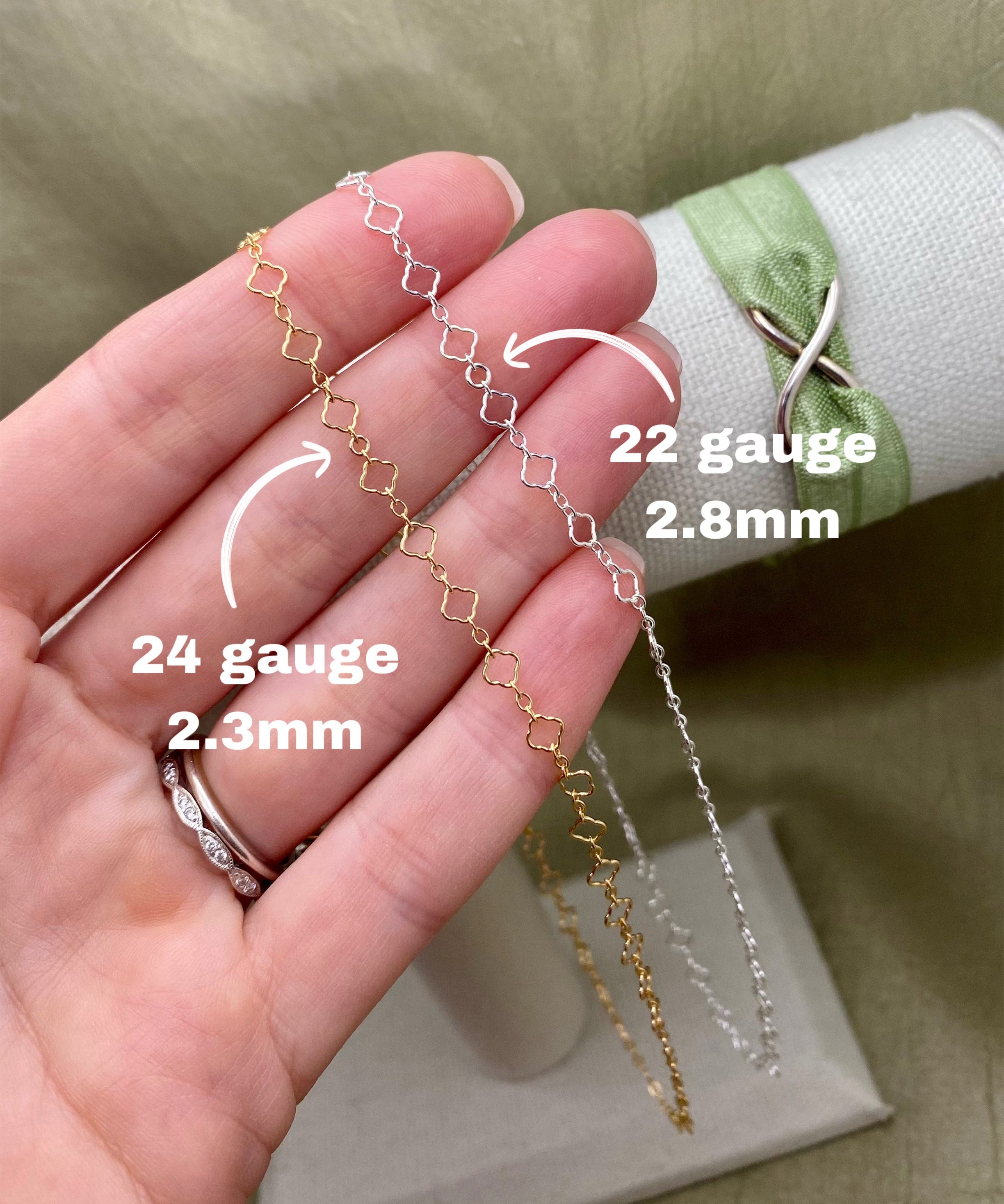 Clover Chain - C28