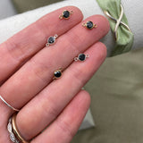 Black Connectors 4mm - 5 pack - B16