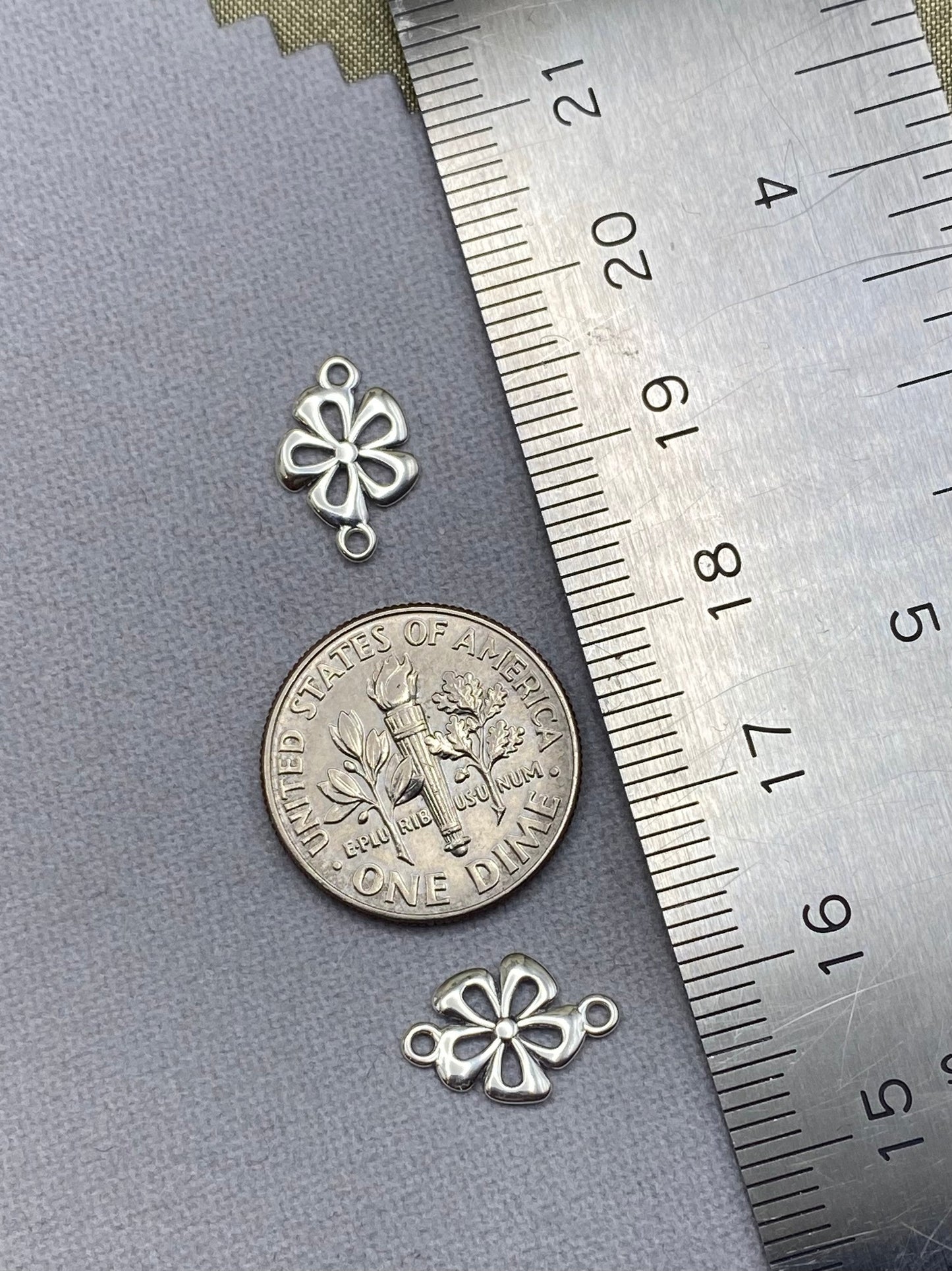 Flower Connectors - 5 Pack - F16