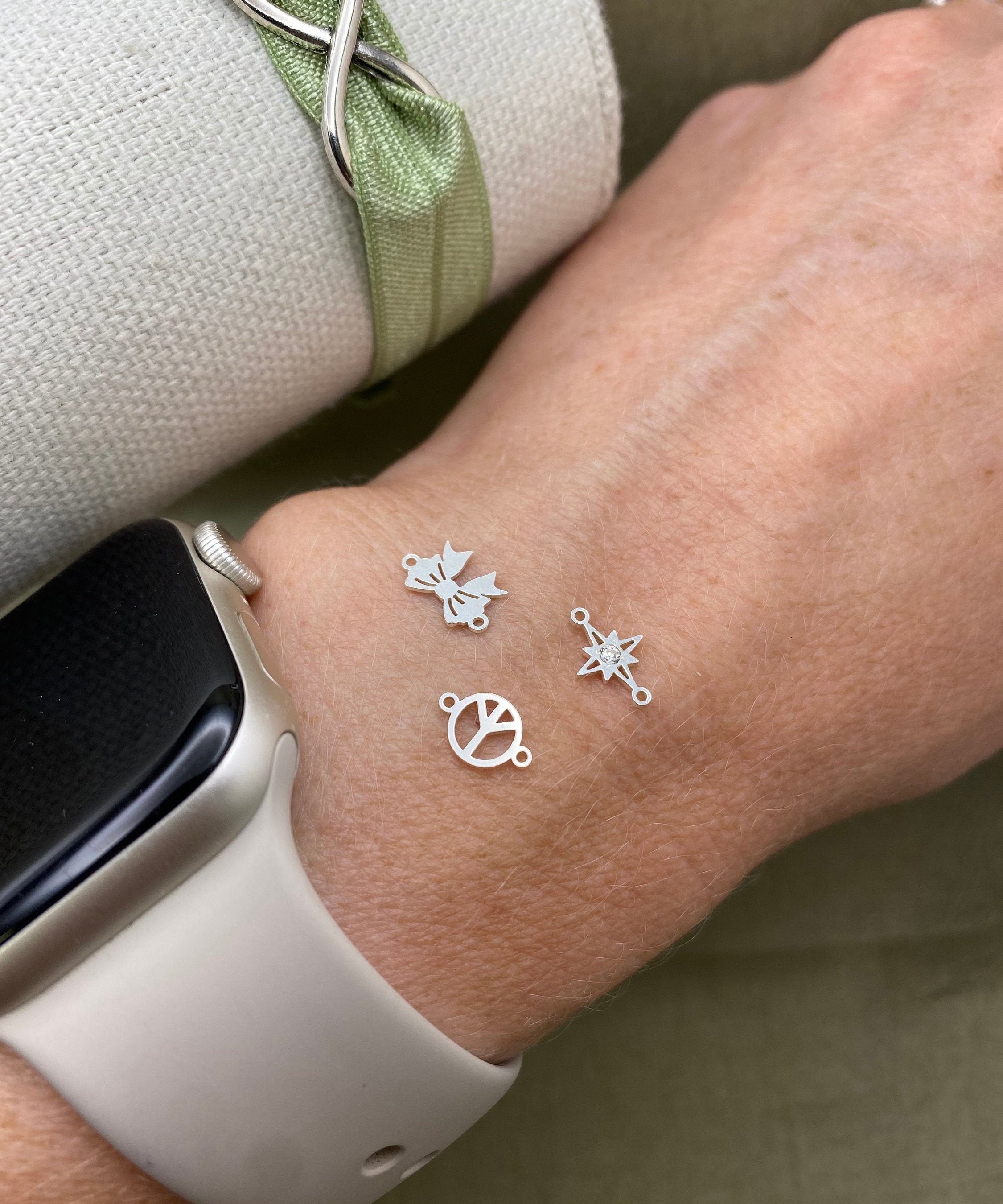 Peace Sign Connectors - 2 Pack - L7