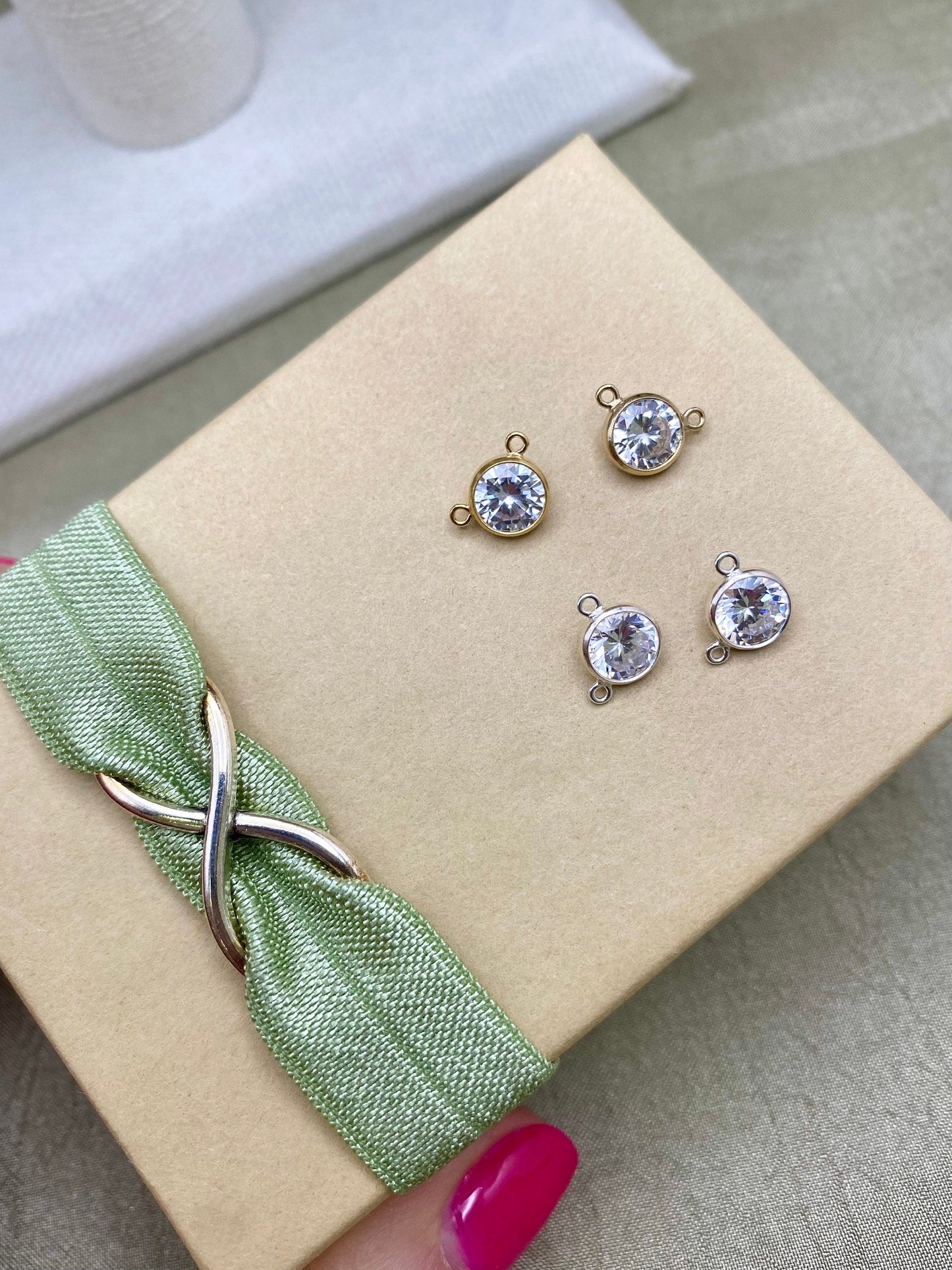 10 - 2 Clear Connectors 6mm - 2 Pack - B23