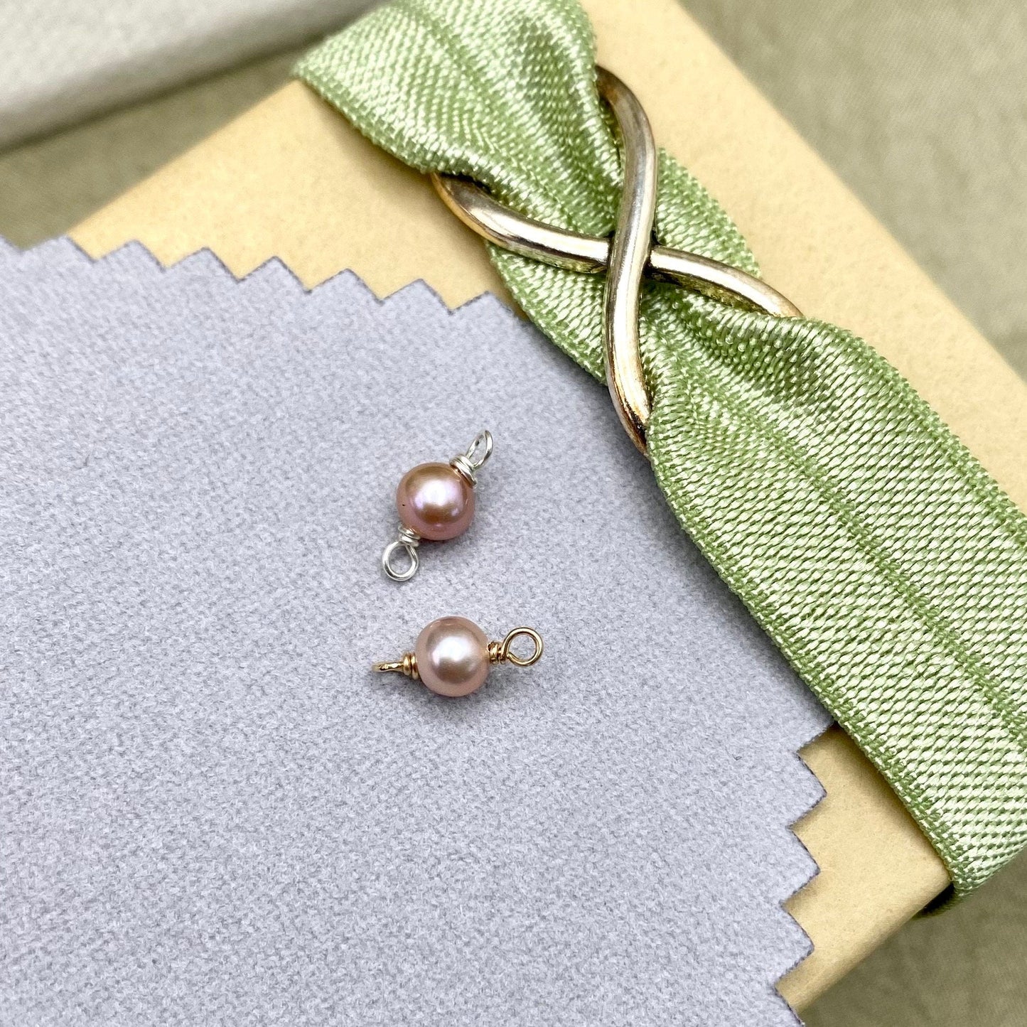 Mauve Freshwater Pearl Connectors - 2 Pack - B35